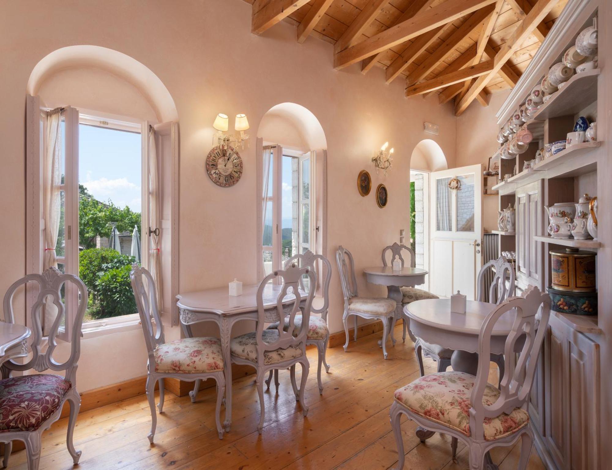 Amaryllis Boutique Guest House Ano Pedina Ngoại thất bức ảnh