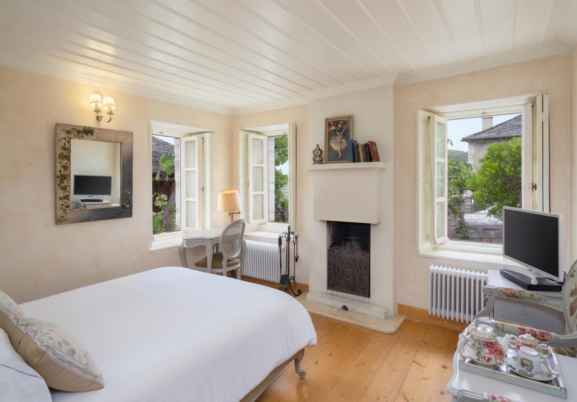 Amaryllis Boutique Guest House Ano Pedina Ngoại thất bức ảnh